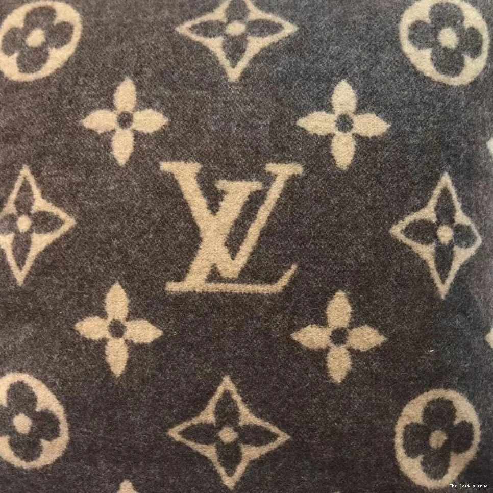 WOOL THROW LV CUSTOM PILLOW LETTERS 0817